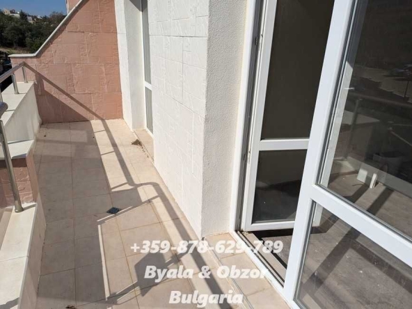 Двустаен апартамент в Бяла - 54 кв.м за 1073 €/кв.м - Снимка #1