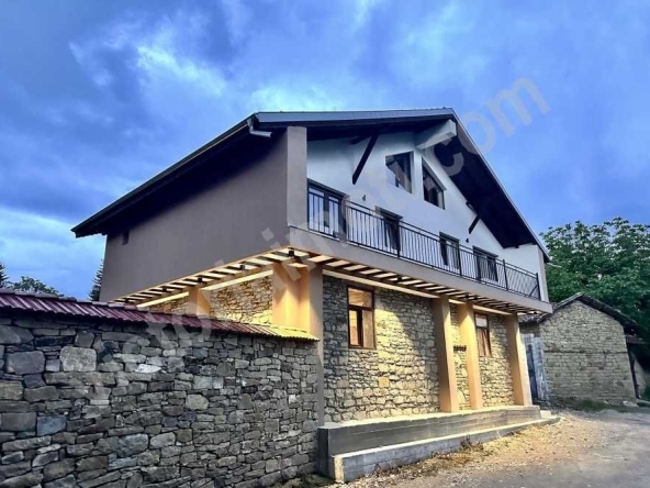 Къща в с. Леденик, Област Велико Търново - 232 кв.м за 1078 €/кв.м - Снимка #1