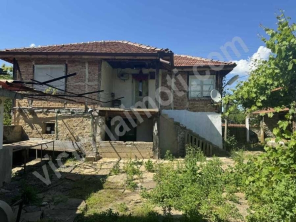 Къща в с. Нацовци, Област Велико Търново - 80 кв.м за 1317 €/кв.м - Снимка #1