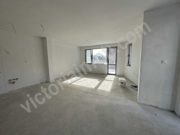 Тристаен апартамент в Велико Търново, Център - 119 кв.м за 982 €/кв.м - Снимка #1