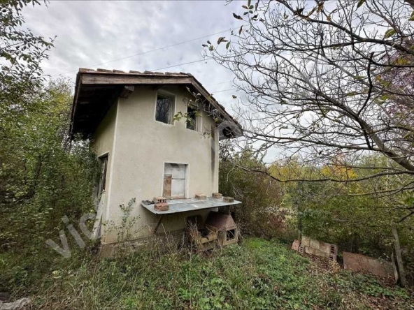 Къща в Велико Търново, м-т Козлуджа - 25 кв.м за 1200 €/кв.м - Снимка #1