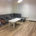 Дава се под наем Тристаен апартамент в Пловдив, Каменица 1 - 88 кв.м за 425 € - Снимка #1