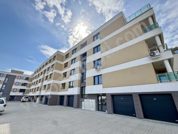 Тристаен апартамент в Велико Търново, Център - 152 кв.м за 695 €/кв.м - Снимка #1