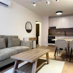 Дава се под наем Двустаен апартамент в Пловдив, Център - 68 кв.м за 612 € - Снимка #1