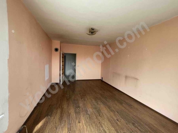 Тристаен апартамент в Горна Оряховица - 76 кв.м за 803 €/кв.м - Снимка #1