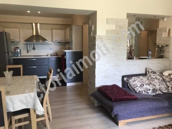 Етаж от къща в Велико Търново, Център - 103 кв.м за 1554 €/кв.м - Снимка #1