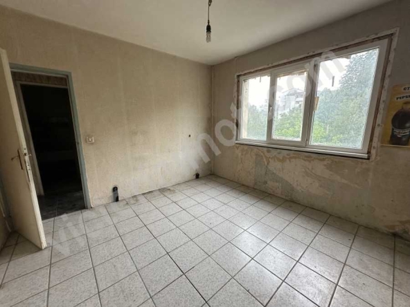 Тристаен апартамент в Велико Търново, Зона Б - 68 кв.м за 956 €/кв.м - Снимка #1