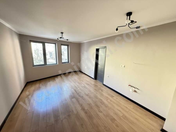 Двустаен апартамент в Велико Търново, Център - 62 кв.м за 1549 €/кв.м - Снимка #1