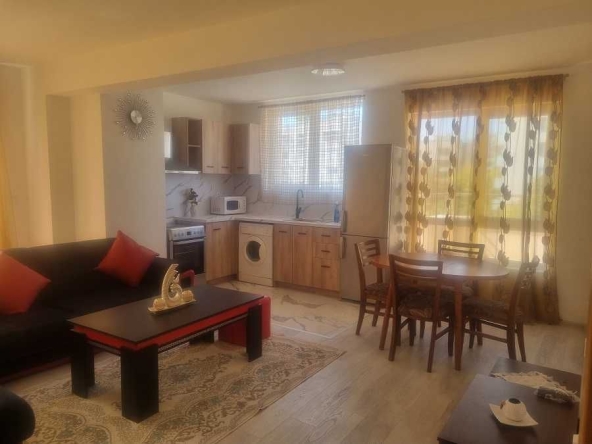 Дава се под наем Двустаен апартамент в Пловдив, Въстанически - 65 кв.м за 382.5 € - Снимка #1