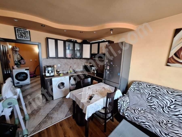 Двустаен апартамент в Велико Търново, Бузлуджа - 78 кв.м за 1154 €/кв.м - Снимка #1