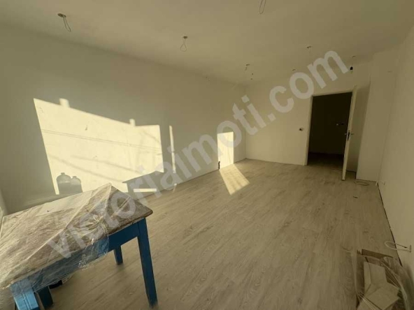 Тристаен апартамент в Велико Търново, Център - 80 кв.м за 1124 €/кв.м - Снимка #1