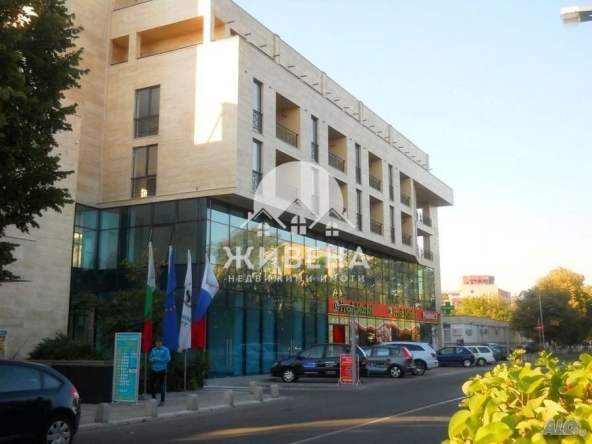 Двустаен апартамент в к.к. Слънчев бряг - 47 кв.м за 1596 €/кв.м - Снимка #1