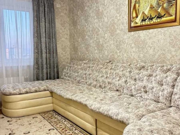 Дава се под наем Двустаен апартамент в София, Център - 64 кв.м за 397.8 € - Снимка #1