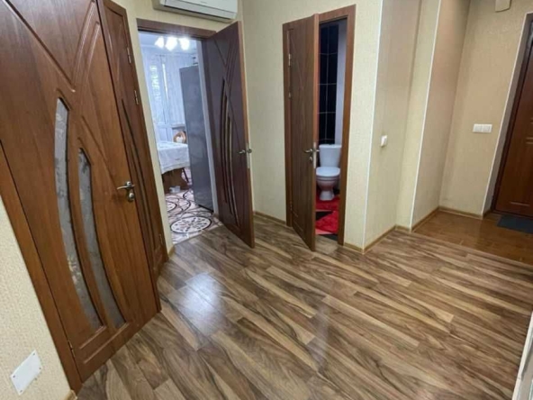 Дава се под наем Двустаен апартамент в София, Надежда 4 - 54 кв.м за 300 € - Снимка #1