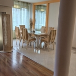 Дава се под наем Тристаен апартамент в София, Красно село - 130 кв.м за 950 € - Снимка #1