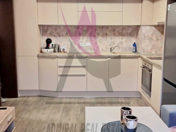 Дава се под наем Двустаен апартамент в Варна, Лятно кино Тракия - 65 кв.м за 458.49 € - Снимка #1