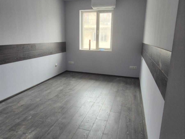 Дава се под наем Офис в София, Център - 200 кв.м за 1196.97 € - Снимка #1