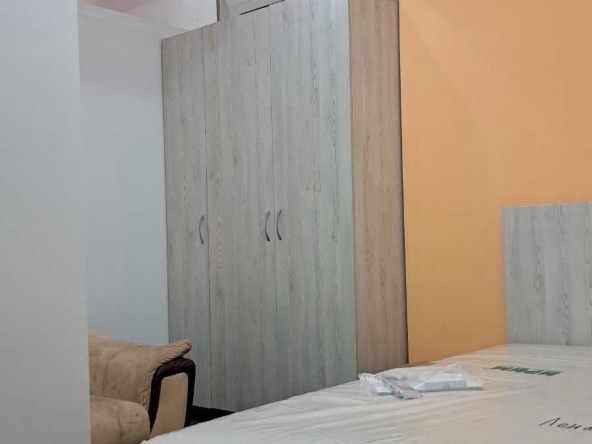 Дава се под наем Къща в Перник, Изток - 110 кв.м за 382.5 € - Снимка #1