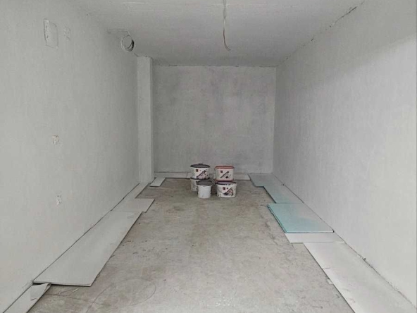 Гараж / Паркомясто в Велико Търново, Център - 21 кв.м за 943 €/кв.м - Снимка #1