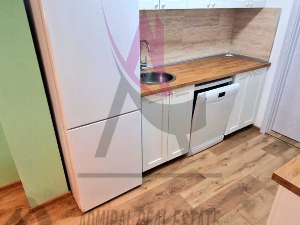 Дава се под наем Двустаен апартамент в Варна, Цветен квартал - 65 кв.м за 425 € - Снимка #1