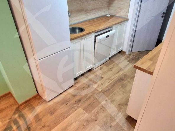 Дава се под наем Двустаен апартамент в Варна, Цветен квартал - 50 кв.м за 450 € - Снимка #1