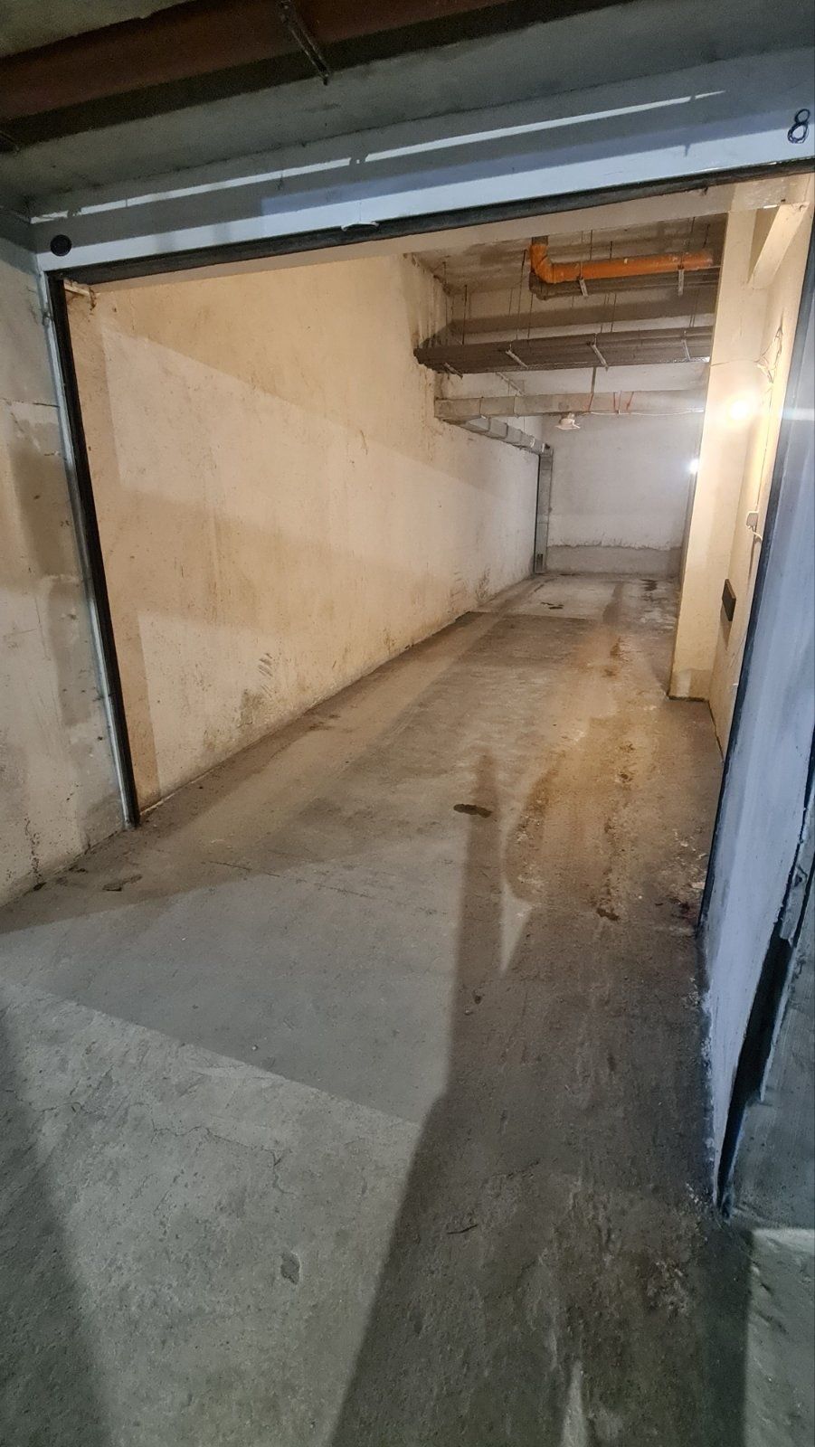 Дава се под наем Гараж / Паркомясто в София, Изток - 35 кв.м за 178.5 € - Снимка #1