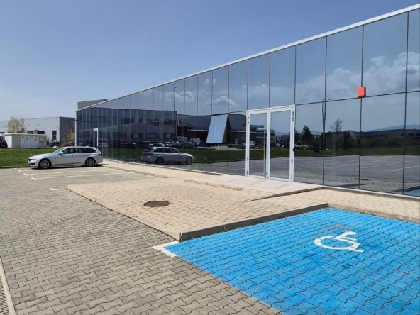 Дава се под наем Склад в Божурище - 446 кв.м за 2609 € - Снимка #1