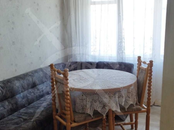 Двустаен апартамент в Айтос - 72 кв.м за 1021 €/кв.м - Снимка #1