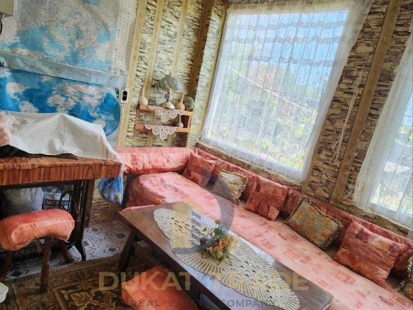 Къща в с. Орешак, Област Варна - 80 кв.м за 1000 €/кв.м - Снимка #1