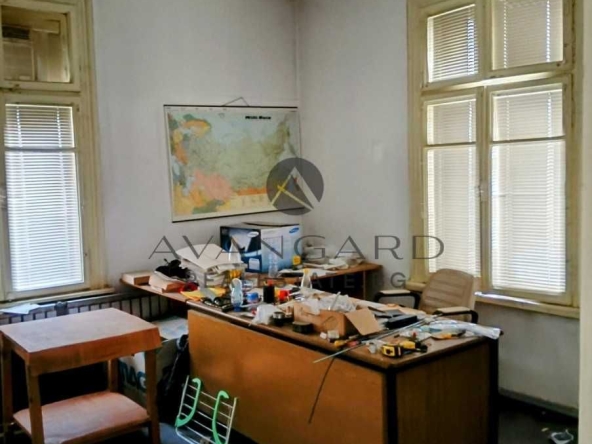 Къща в Пловдив, Център - 180 кв.м за 779 €/кв.м - Снимка #1