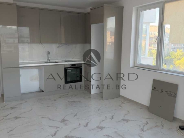 Двустаен апартамент в Пловдив, Кючук Париж - 68 кв.м за 2402 €/кв.м - Снимка #1