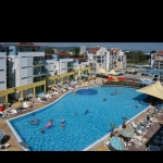 Двустаен апартамент в к.к. Слънчев бряг - 65 кв.м за 924 €/кв.м - Снимка #1