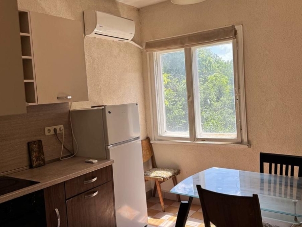 Дава се под наем Многостаен апартамент в София, Изток - 150 кв.м за 1200 € - Снимка #1