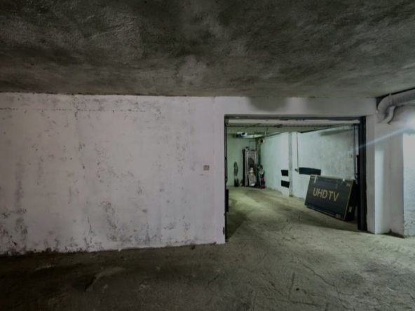 Гараж / Паркомясто в София, Редута - 21 кв.м за 1572 €/кв.м - Снимка #1