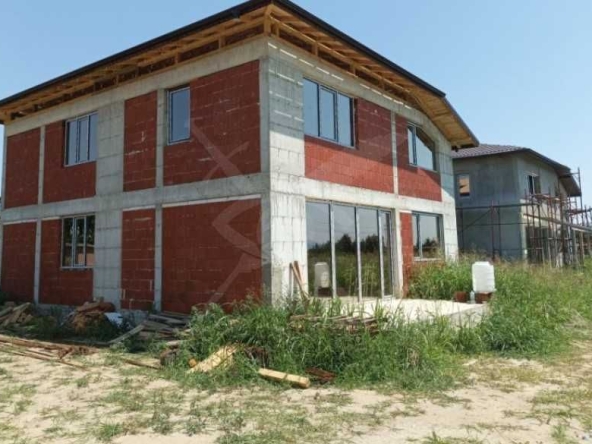 Къща в Стамболийски - 240 кв.м за 917 €/кв.м - Снимка #1