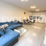Дава се под наем Двустаен апартамент в Варна, Център - 90 кв.м за 1097.01 € - Снимка #1