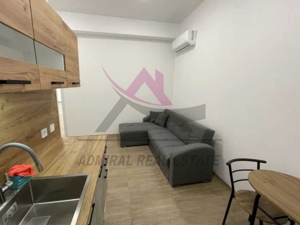 Дава се под наем Магазин в Варна, Галата - 125 кв.м за 1000 € - Снимка #1