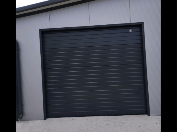 Дава се под наем Гараж / Паркомясто в Разград, Варош - 23 кв.м за 119.34 € - Снимка #1