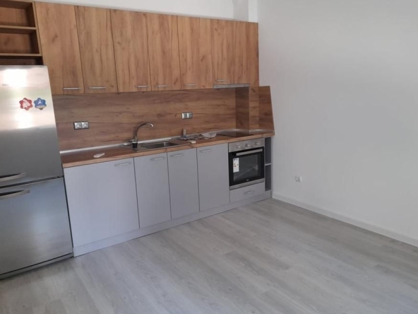 Дава се под наем Етаж от къща в Пловдив, Център - 130 кв.м за 510 € - Снимка #1