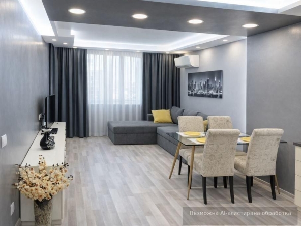 Дава се под наем Двустаен апартамент в Варна, Център - 70 кв.м за 817.53 € - Снимка #1
