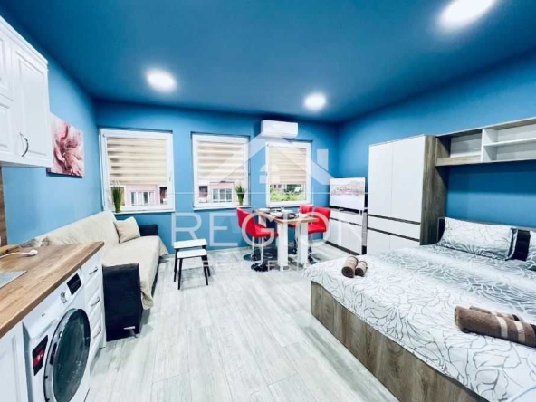 Дава се под наем Едностаен апартамент в Варна, Гръцка махала - 45 кв.м за 550 € - Снимка #1