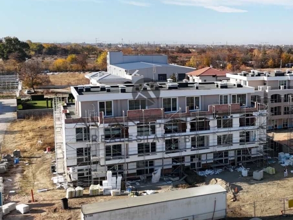 Двустаен апартамент в Пловдив, Беломорски - 123 кв.м за 805 €/кв.м - Снимка #1