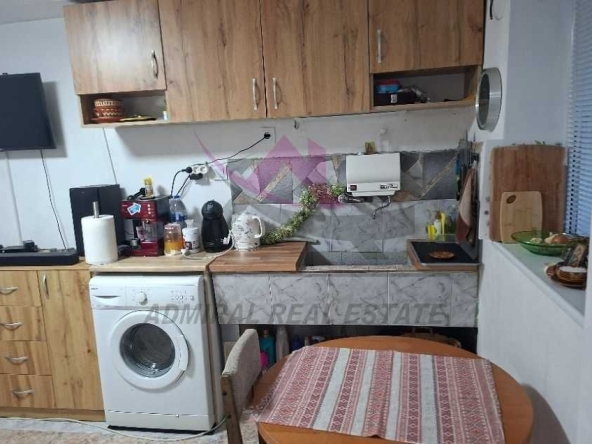 Дава се под наем Тристаен апартамент в Варна, Автогара - 90 кв.м за 255 € - Снимка #1