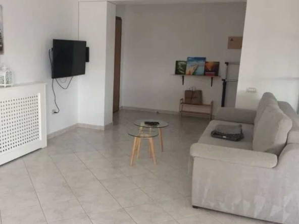 Дава се под наем Двустаен апартамент в Пловдив, Център - 45 кв.м за 153 € - Снимка #1