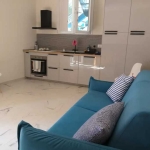 Дава се под наем Двустаен апартамент в Пловдив, Младежки Хълм - 52 кв.м за 229.5 € - Снимка #1