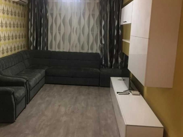 Дава се под наем Двустаен апартамент в Пловдив, Център - 46 кв.м за 158.1 € - Снимка #1