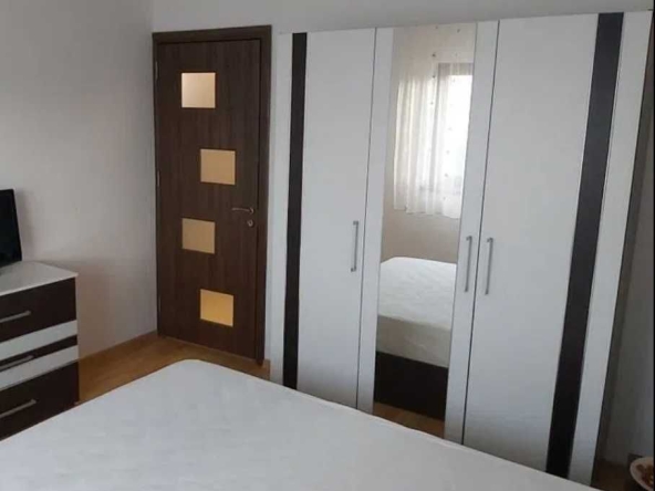 Дава се под наем Тристаен апартамент в Пловдив, Западен - 82 кв.м за 372.3 € - Снимка #1