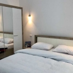 Дава се под наем Едностаен апартамент в Бургас, Център - 35 кв.м за 204 € - Снимка #1