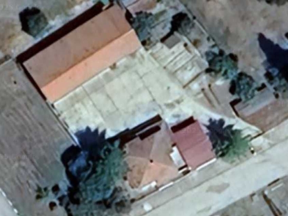 Дава се под наем Промишлена сграда в Козлодуй - 1000 кв.м за 1020 € - Снимка #1