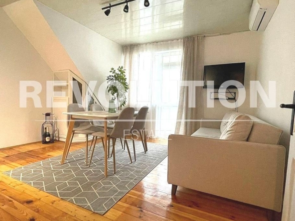 Дава се под наем Тристаен апартамент в Варна, Левски - 70 кв.м за 648.21 € - Снимка #1